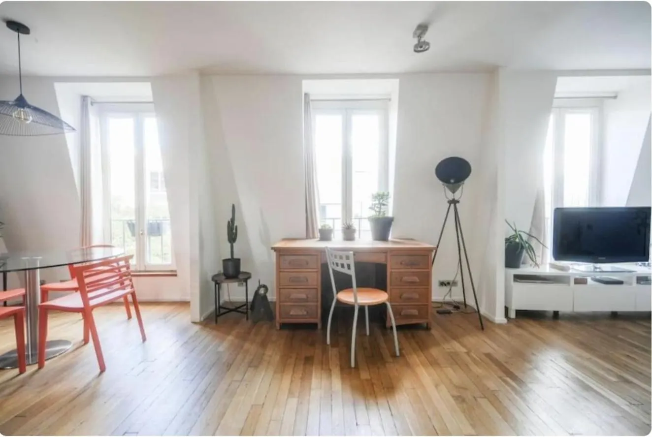 Sweet Home Paris France